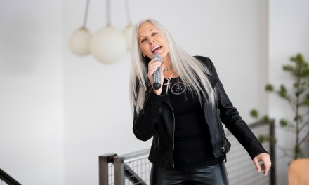 In studio: A songbird soars